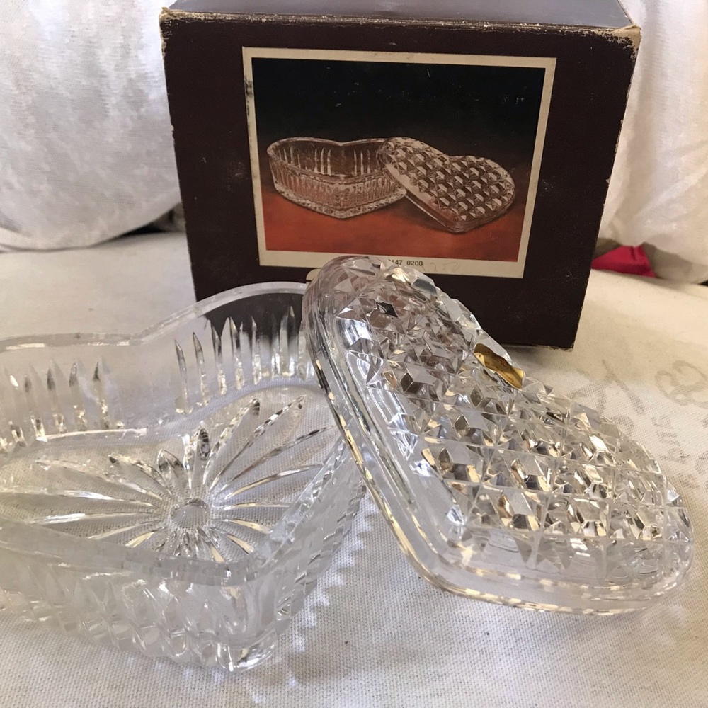 Lead Cristal heart jewelry box